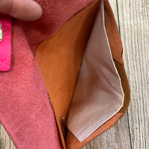 Gap, genuine, leather envelope style color block clutch awesome condition - Picture 4 of 4